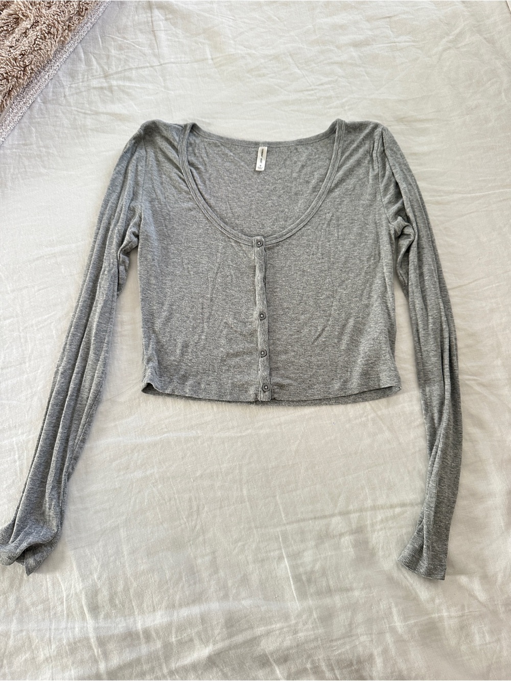 Sunday Best - Women’s Scoop Neck Long Sleeve Cropped Button Cardigan - Gray